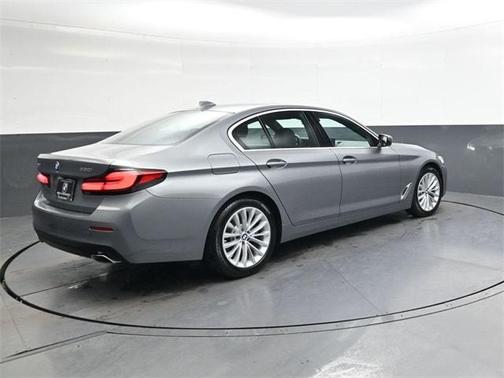 2023 BMW 530 i xDrive