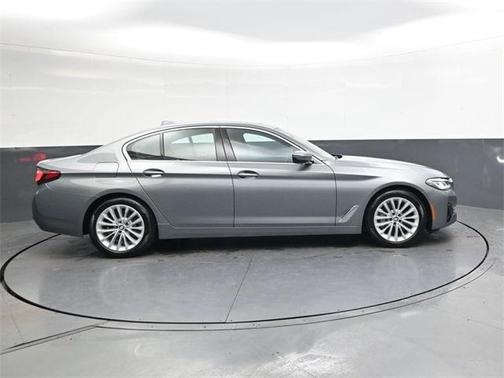 2023 BMW 530 i xDrive