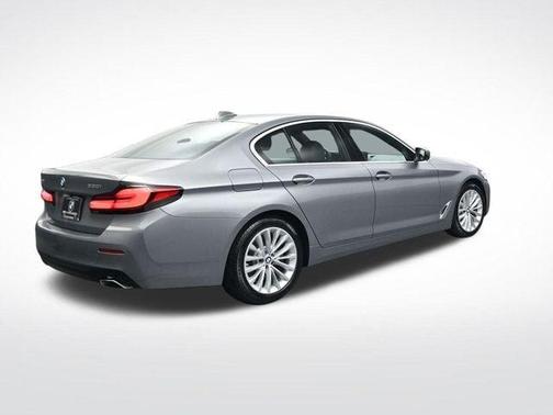 2023 BMW 530 i xDrive