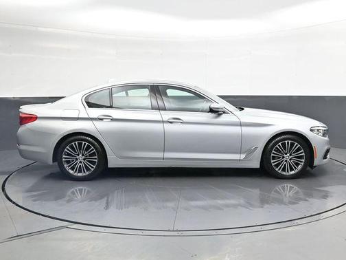 Glacier Silver Metallic 2019 BMW 530 i xDrive