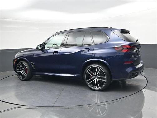 2026 BMW X5 M60i