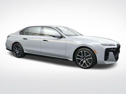 Gray Metallic 2026 BMW 760 760i xDrive