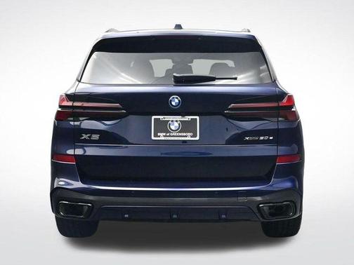 Tanzanite Blue II Metallic 2026 BMW X5 PHEV xDrive50e