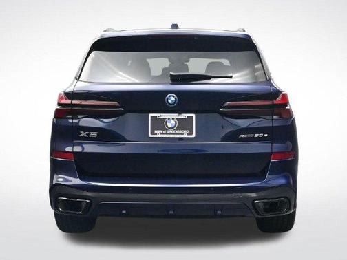 Tanzanite Blue II Metallic 2026 BMW X5 PHEV xDrive50e