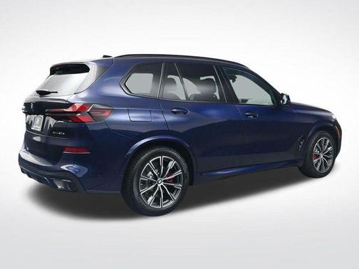 Tanzanite Blue II Metallic 2026 BMW X5 PHEV xDrive50e