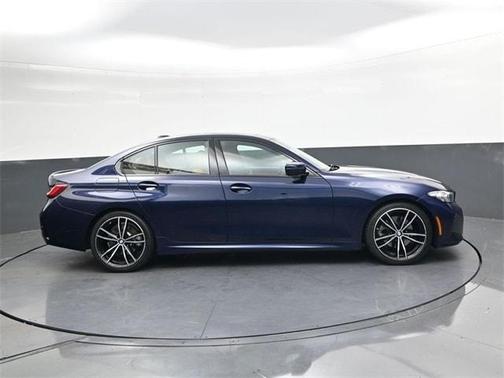 2023 BMW 330 i