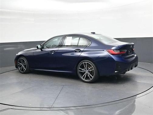 2023 BMW 330 i