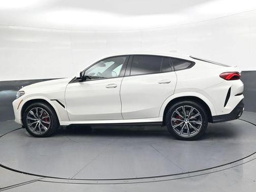 2022 BMW X6 xDrive40i