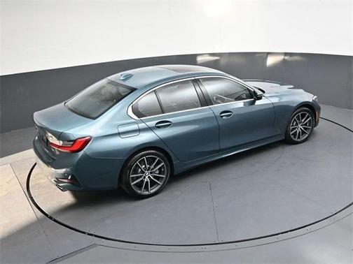2019 BMW 330 i xDrive