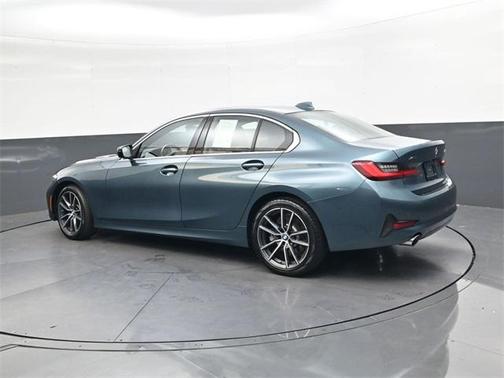 2019 BMW 330 i xDrive