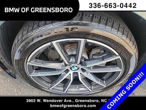 2019 BMW 330 i xDrive