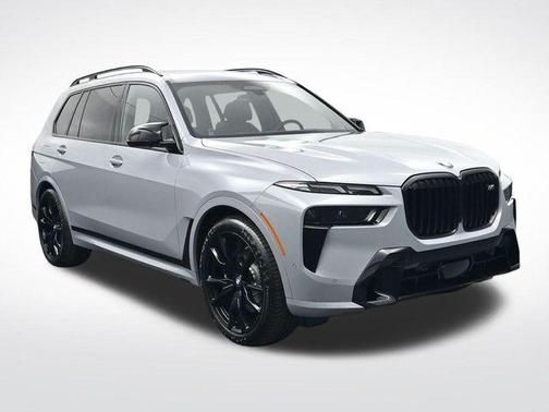 Gray Metallic 2026 BMW X7 M60i
