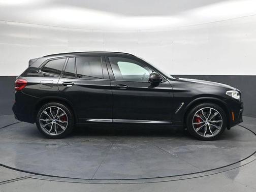 Black Sapphire Metallic 2021 BMW X3 M40i