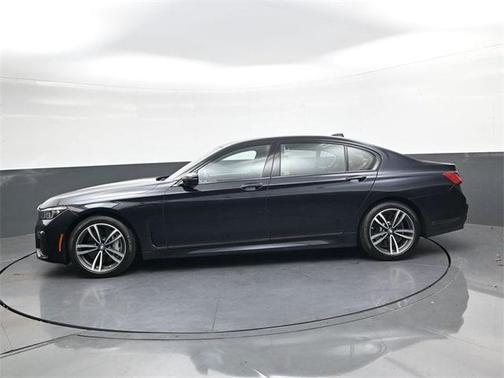 2022 BMW 750 i xDrive
