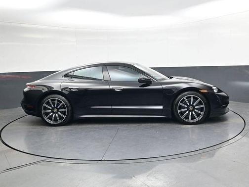 2021 Porsche Taycan Base