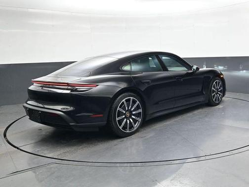 2021 Porsche Taycan Base