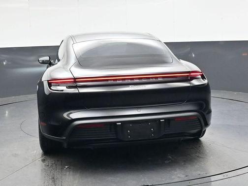 2021 Porsche Taycan Base