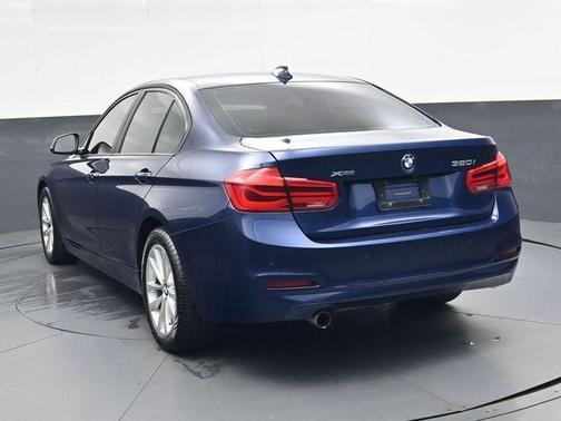 2017 BMW 320 i xDrive