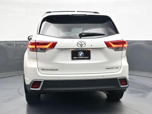 Blizzard Pearl 2019 Toyota Highlander Limited Platinum