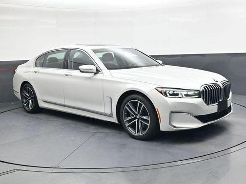 2022 BMW 750 i xDrive