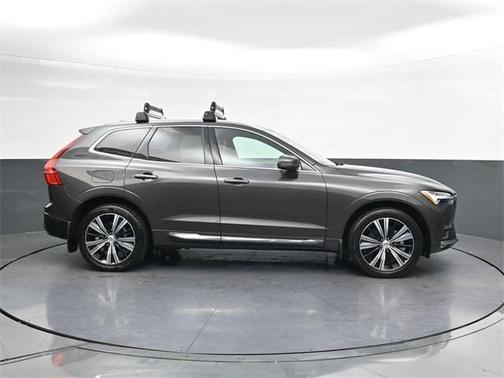 2022 Volvo XC60 B5 Inscription