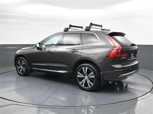 2022 Volvo XC60 B5 Inscription