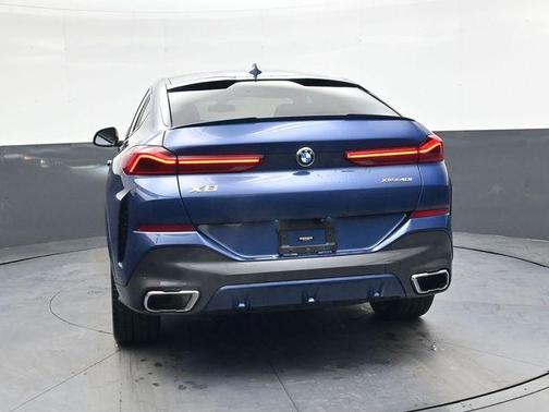 2022 BMW X6 xDrive40i