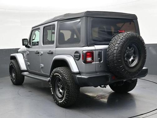 Billet Silver Metallic Clearcoat 2020 Jeep Wrangler Unlimited Sahara