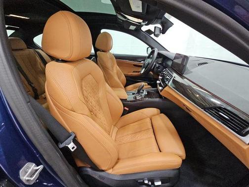 Phytonic Blue Metallic 2023 BMW 530 i