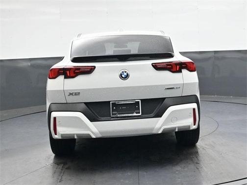 2025 BMW X2 xDrive28i