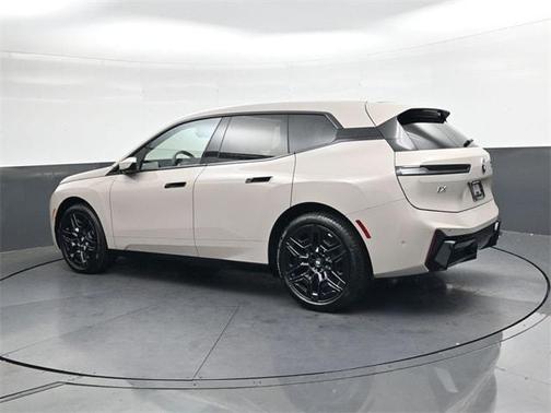 2026 BMW iX xDrive45