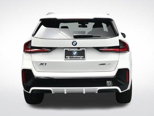 Alpine White 2027 BMW X1 xDrive28i