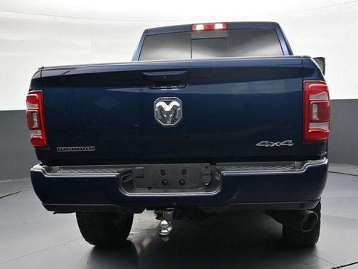 Patriot Blue Pearlcoat 2022 RAM 2500 Big Horn