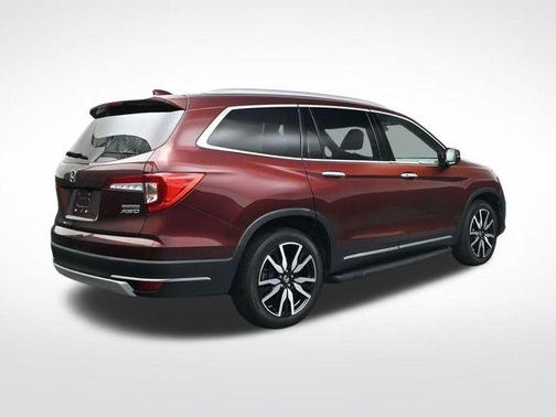 2022 Honda Pilot Touring 7-Passenger