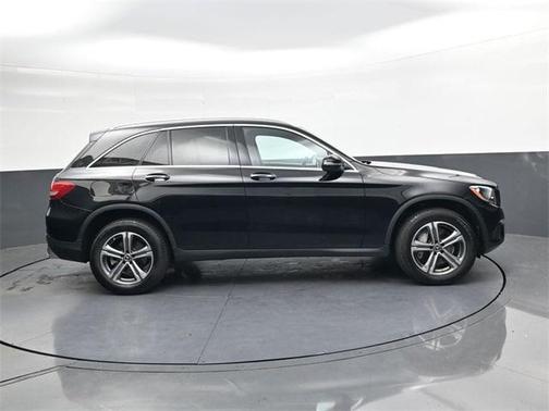 2018 Mercedes-Benz GLC 300 Base 4MATIC
