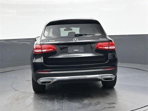 2018 Mercedes-Benz GLC 300 Base 4MATIC