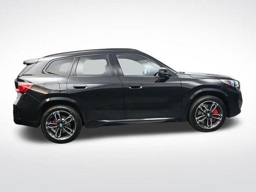 Black Sapphire Metallic 2026 BMW X1 xDrive28i