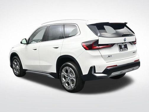Alpine White 2026 BMW X1 xDrive28i