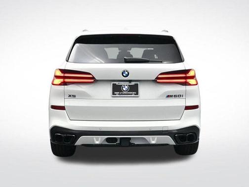 2026 BMW X5 M60i