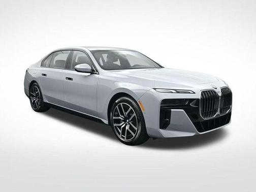 2026 BMW 740 i xDrive