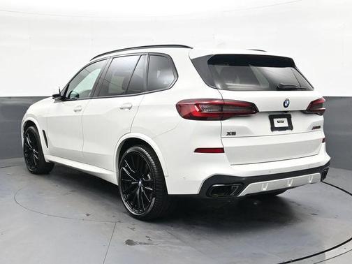 Alpine White 2020 BMW X5 M50i