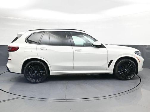 Alpine White 2020 BMW X5 M50i
