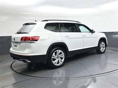 2023 Volkswagen Atlas 3.6L SE w/Technology