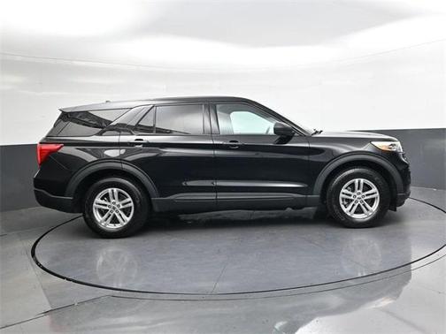 2022 Ford Explorer Base
