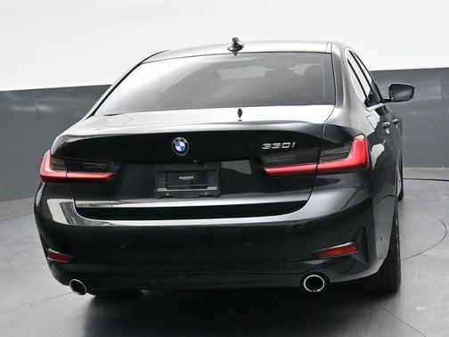 Black Sapphire Metallic 2019 BMW 330 i