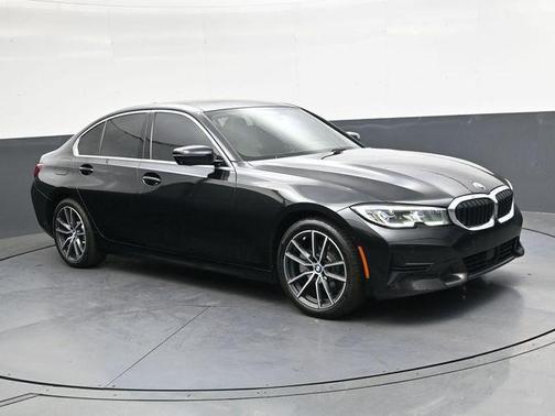 Black Sapphire Metallic 2019 BMW 330 i