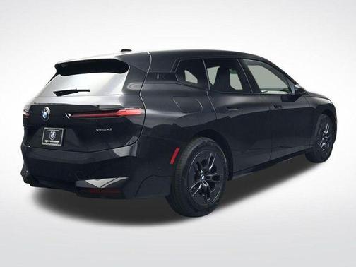 Black Sapphire Metallic 2026 BMW iX xDrive45