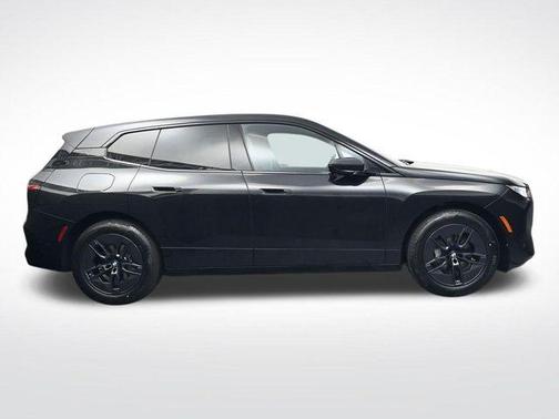 Black Sapphire Metallic 2026 BMW iX xDrive45