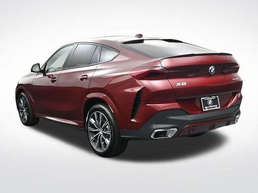 Aventurin Red Metallic 2026 BMW X6 xDrive40i