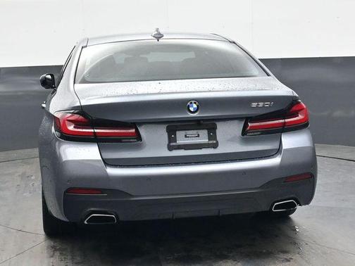 2021 BMW 530 i